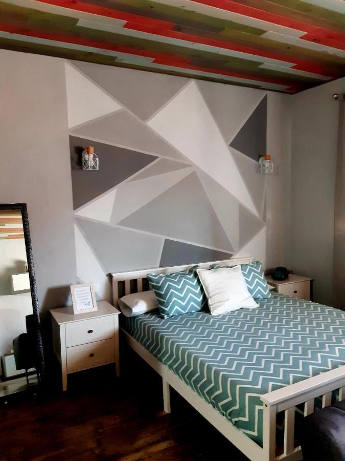 Apartamentos Callampa Torrejon el Rubio Room photo